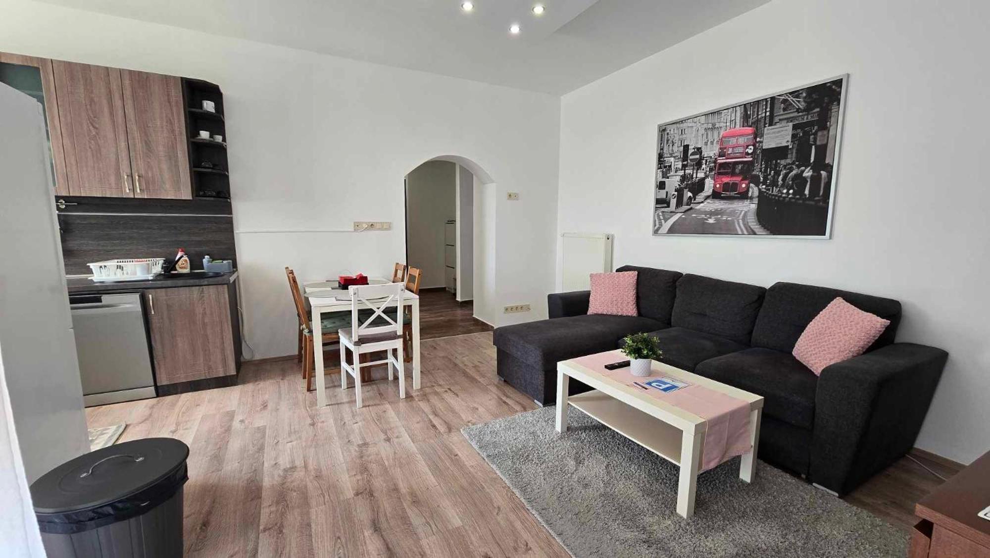 Aqua Apartman Tiszaujvaros Exterior photo